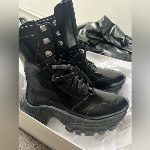 New In Box: L’intervale Severine Black Box Boot - Picture 4 of 5